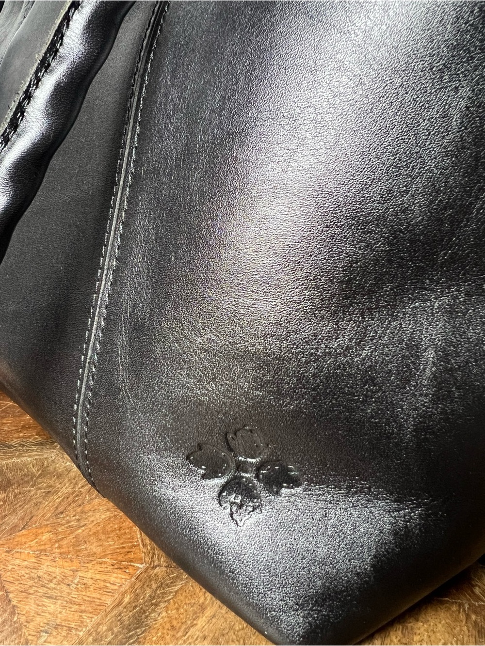 Patricia Nash Michel Dome Black Leather Shoulder Tote - Picture 4 of 15
